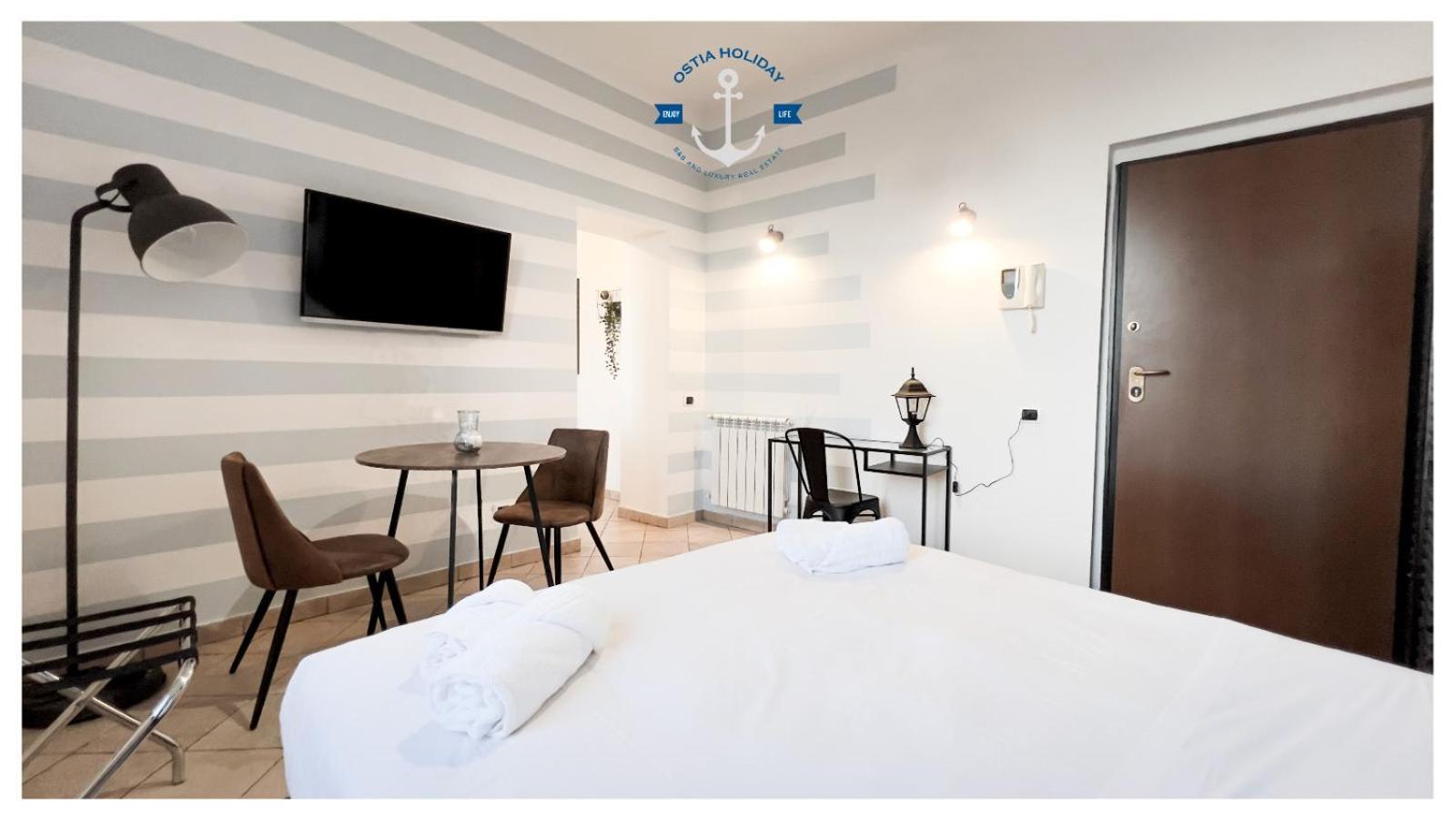 Ostia Holiday Clementina Fiumicino Ngoại thất bức ảnh